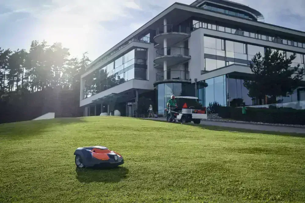 Robotická kosačka Husqvarna Automower 550 s EPOS