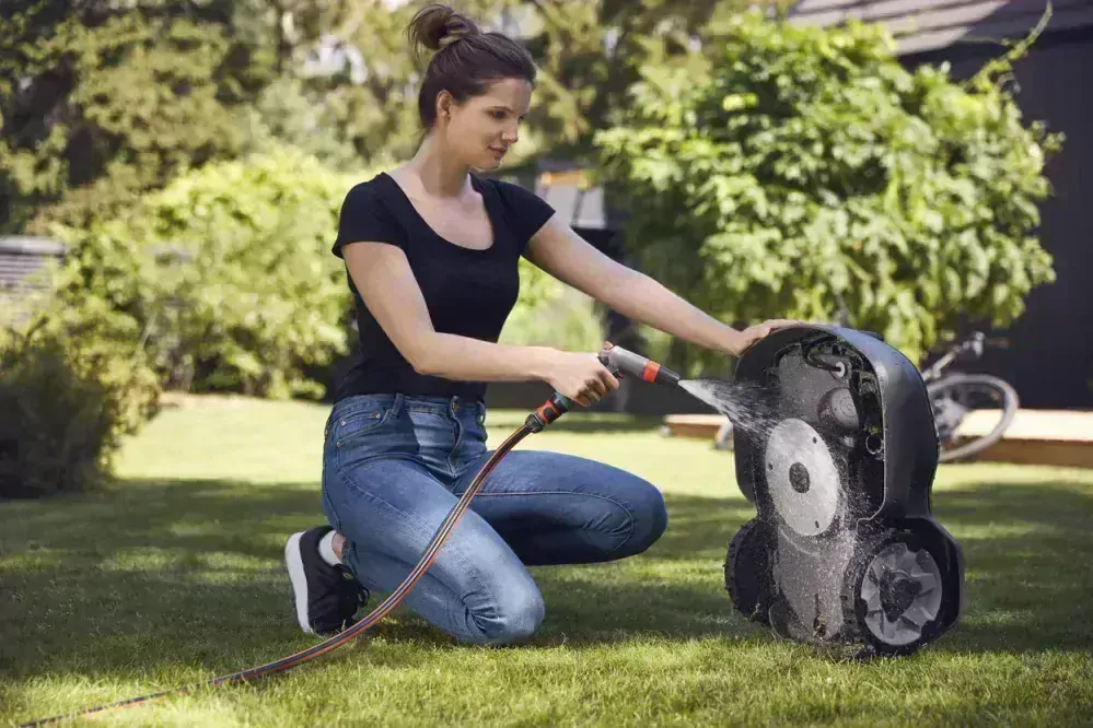 Robotická kosačka Husqvarna Automower 310 Mark II