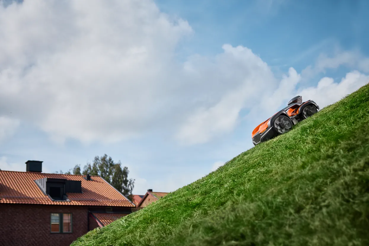 Robotická kosačka Husqvarna Automower 535 AWD EPOS