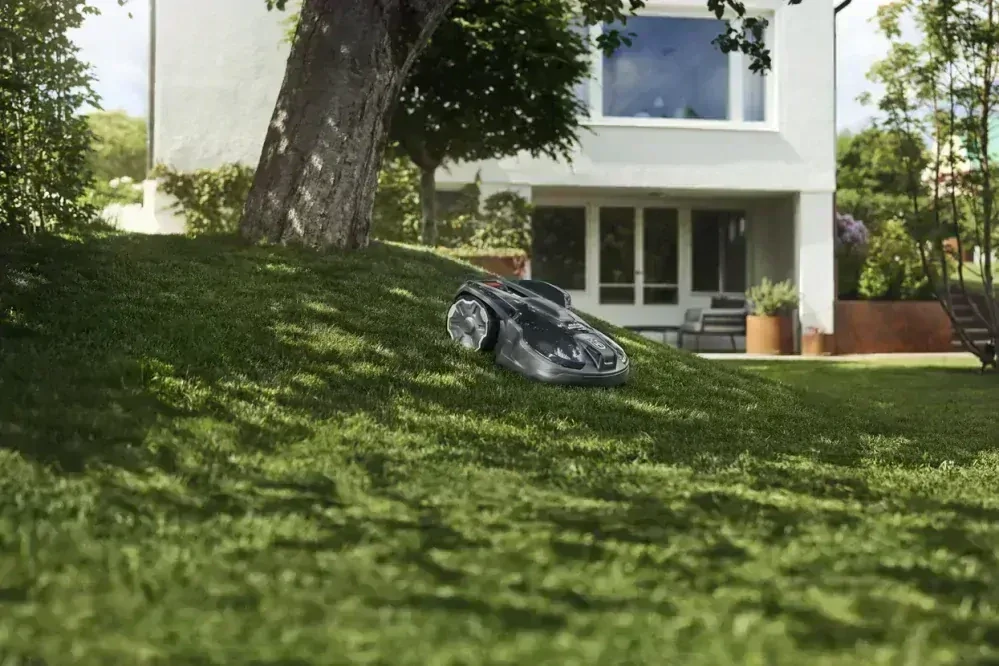 Robotická kosačka Husqvarna Automower 320 NERA s EPOS